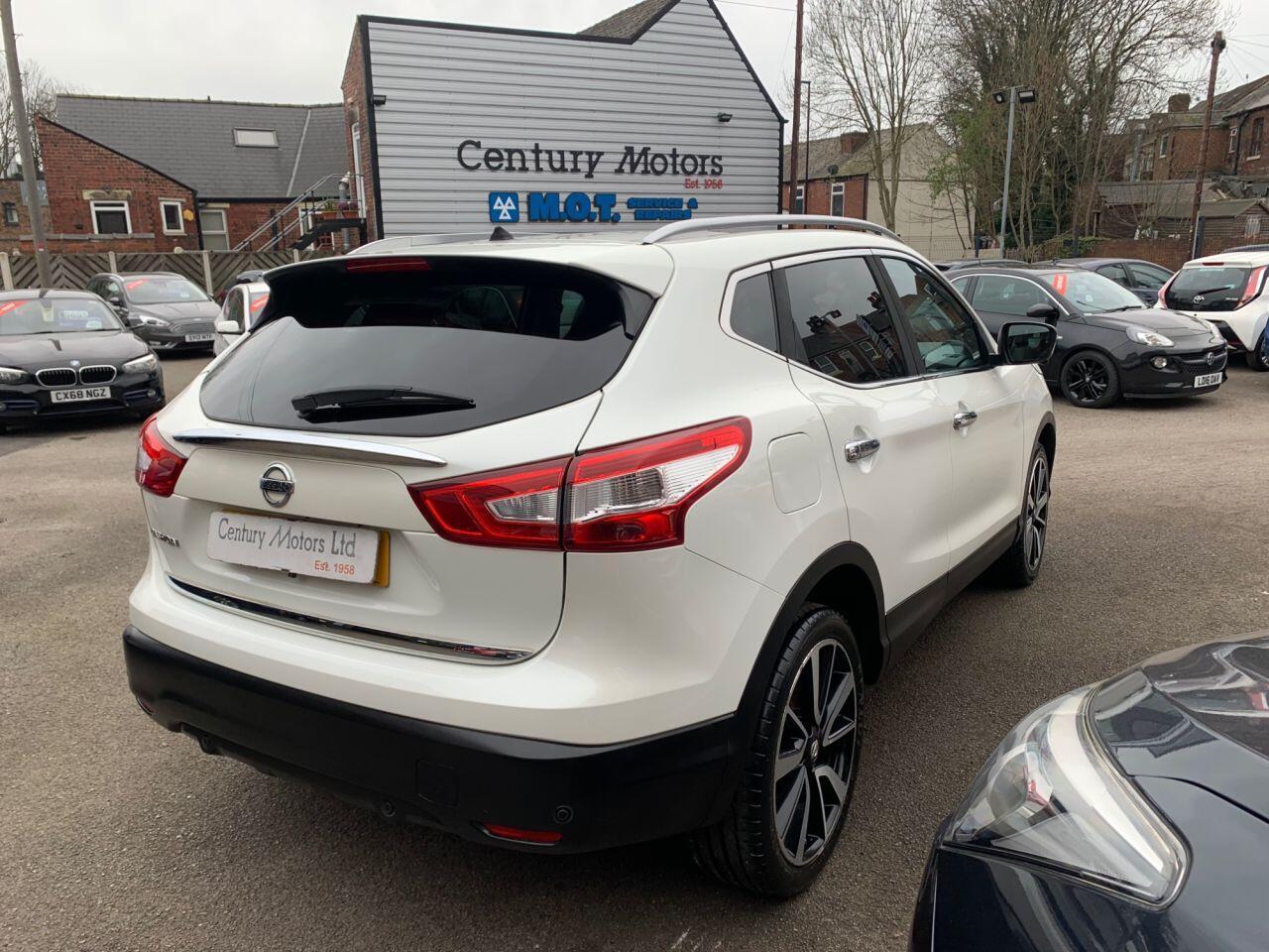 Nissan Qashqai - Image 12