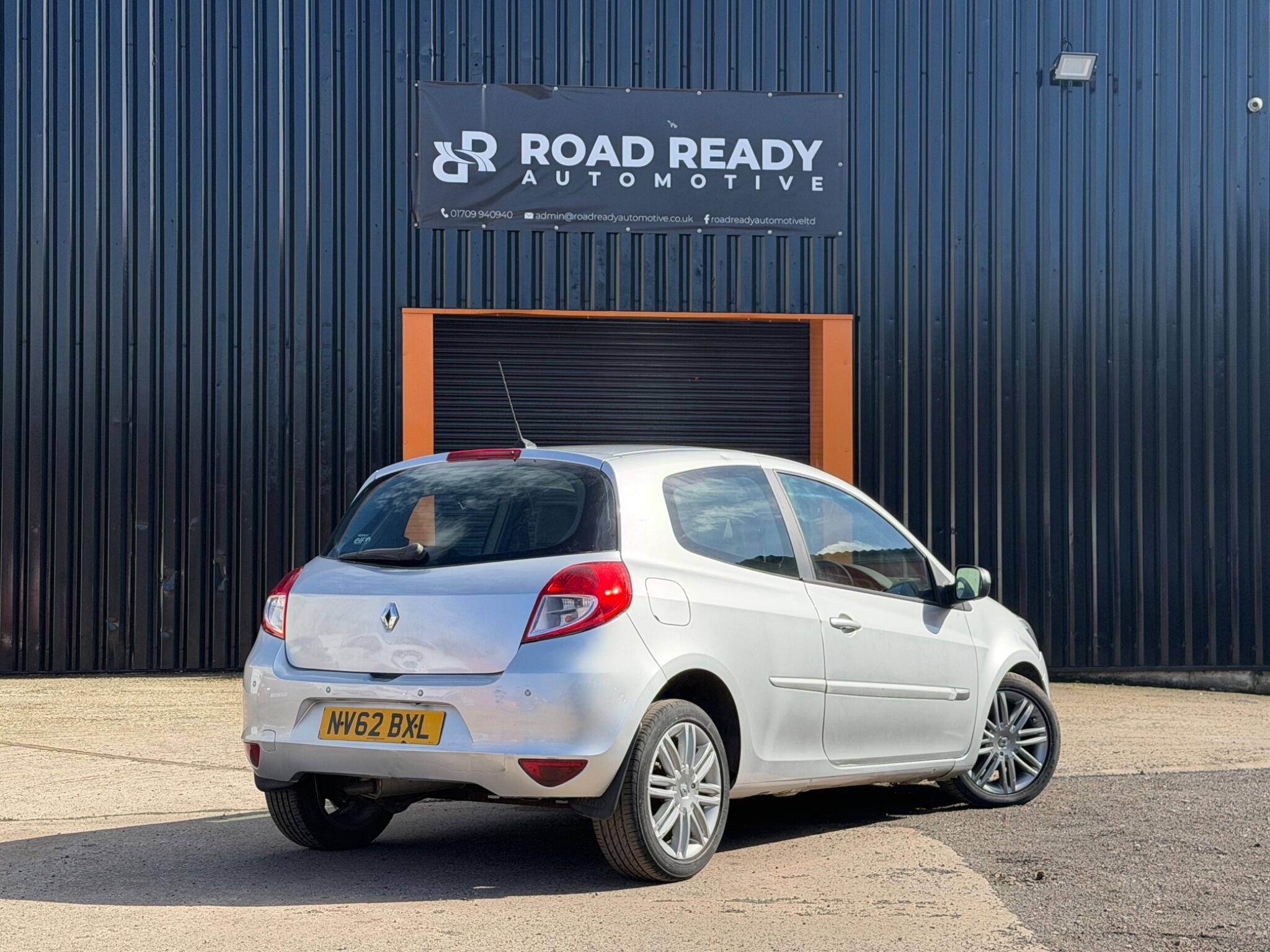 Renault Clio - Image 3