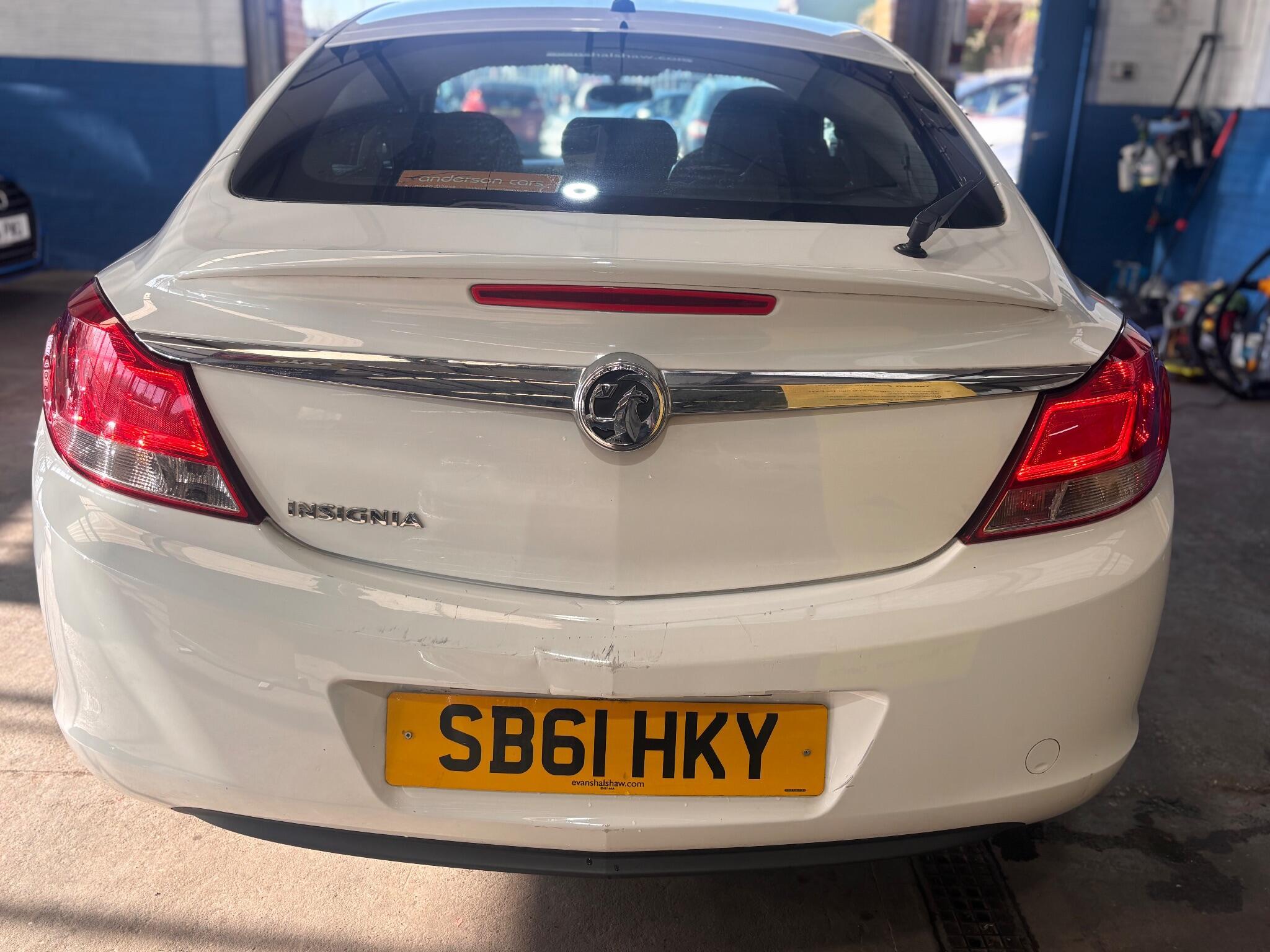 Vauxhall Insignia - Image 7