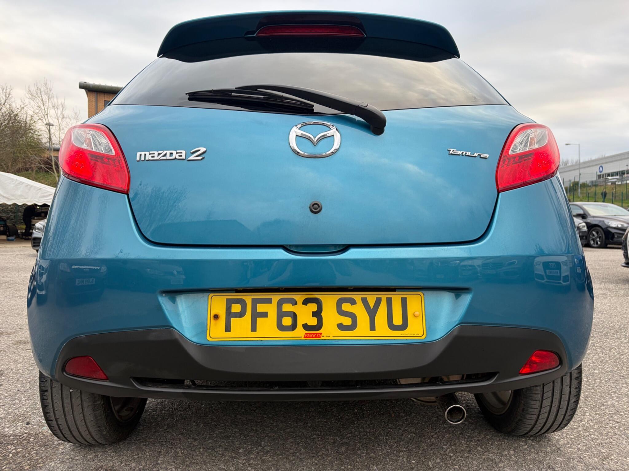 Mazda MAZDA2 - Image 11