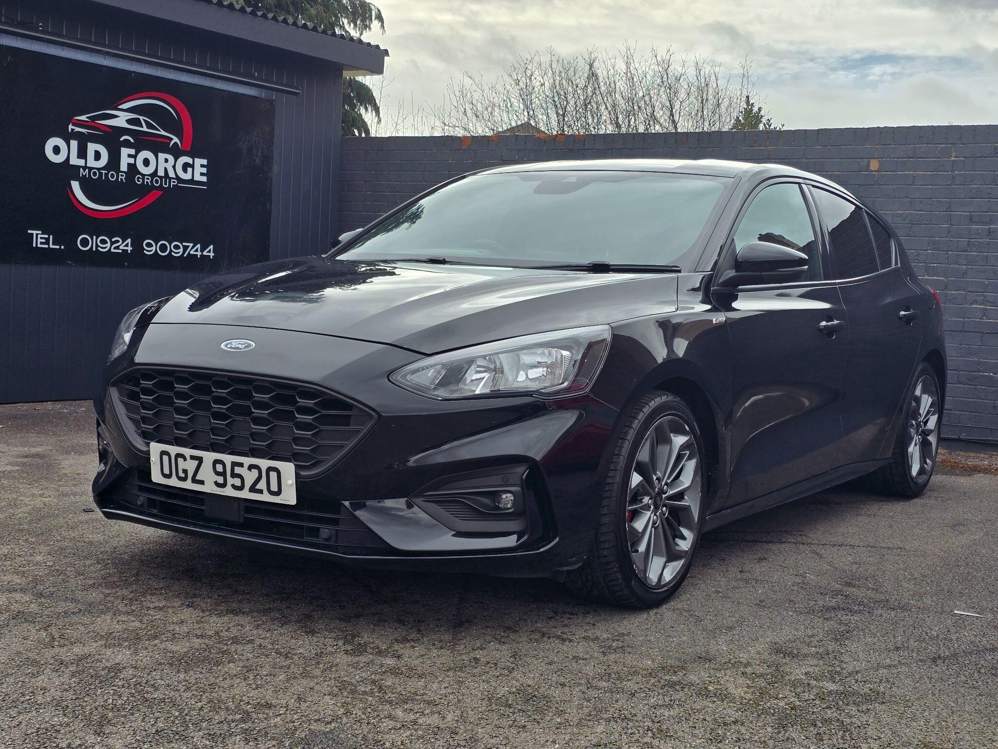 Ford Focus - Image 9