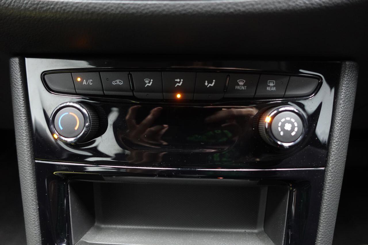 Vauxhall Astra - Image 30