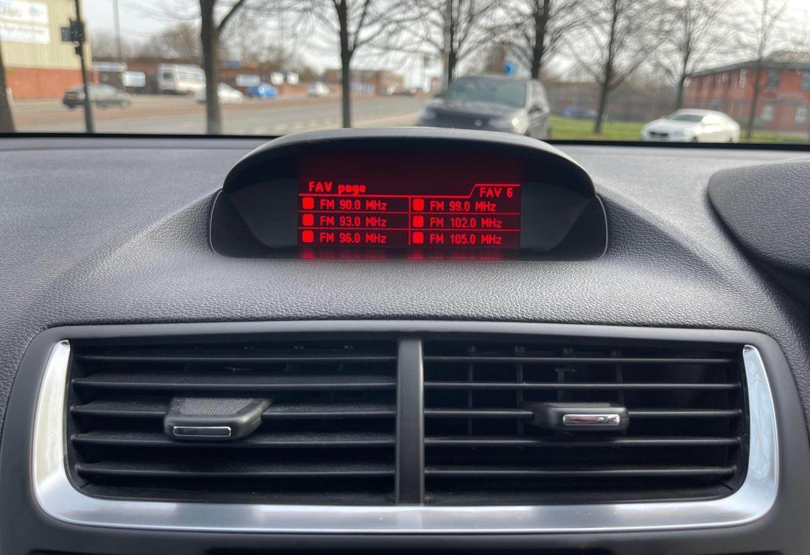 Vauxhall Mokka - Image 38