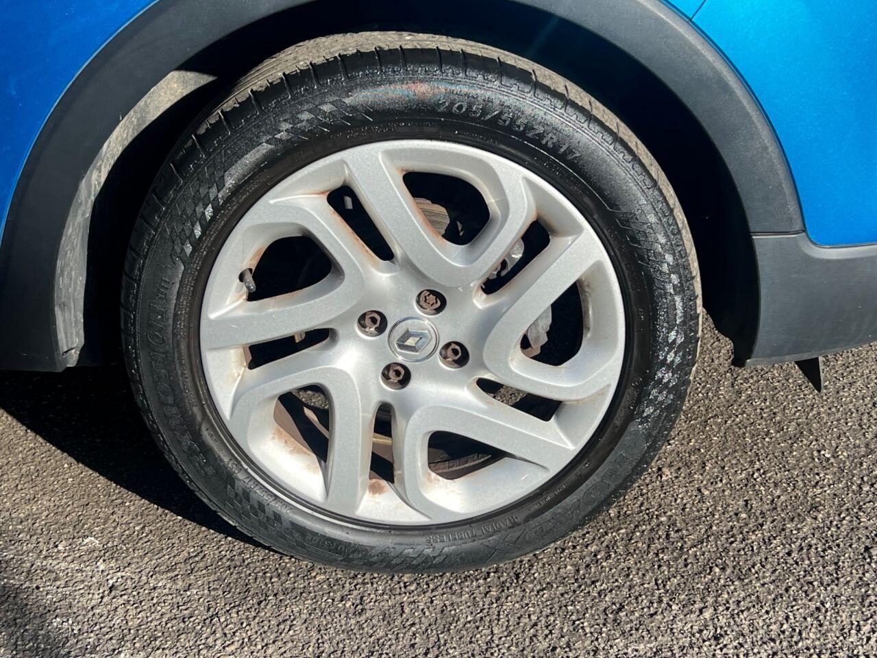 Renault Captur - Image 28