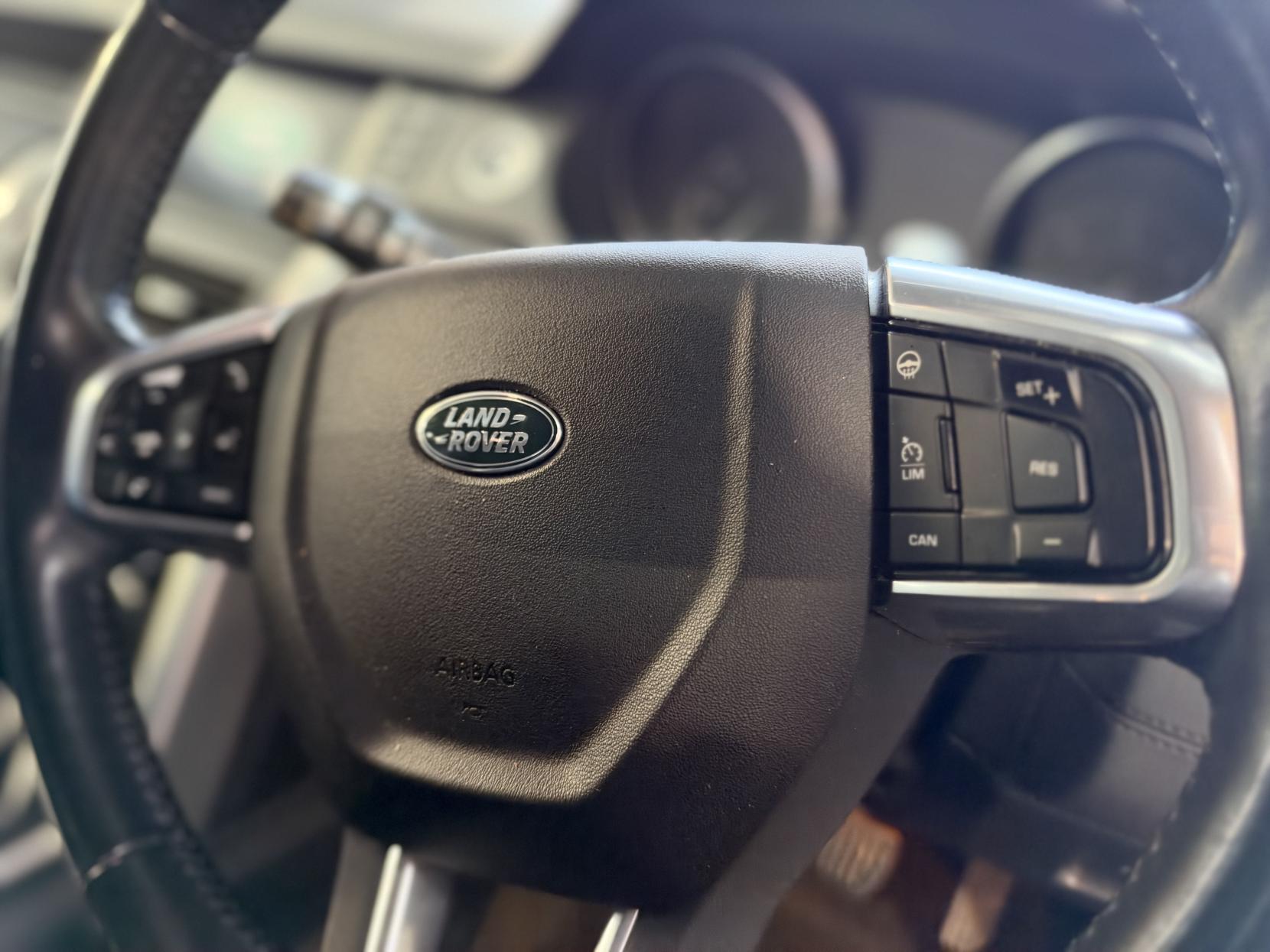 Land Rover DISCOVERY SPORT - Image 11