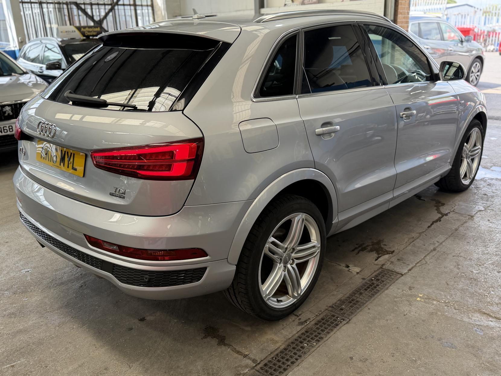 Audi Q3 - Image 8