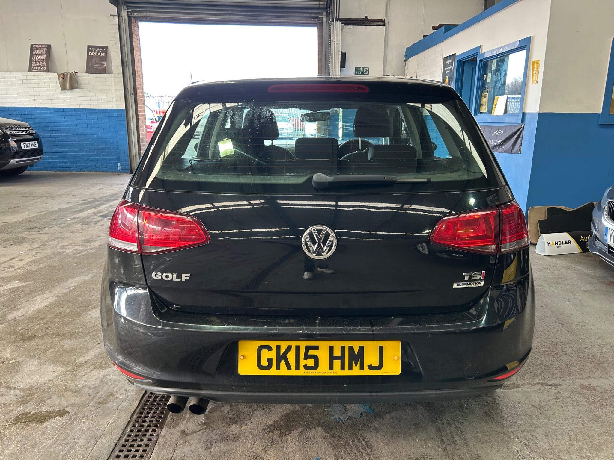 Volkswagen Golf - Image 8