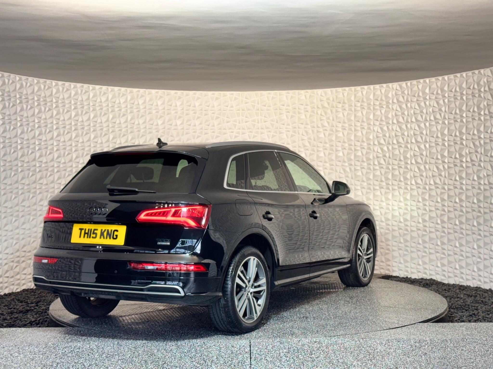 Audi Q5 - Image 10