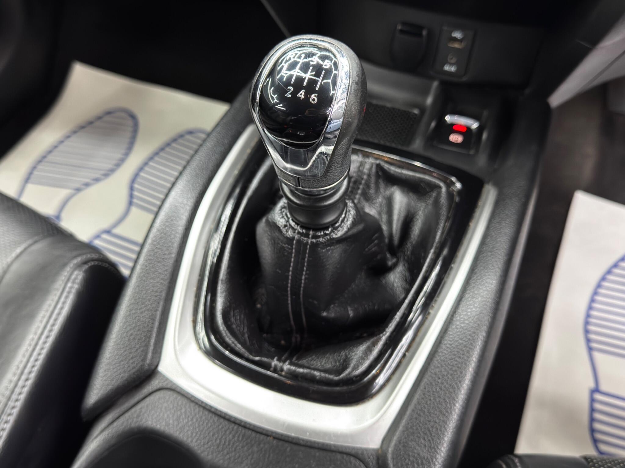 Nissan X-Trail - Image 25