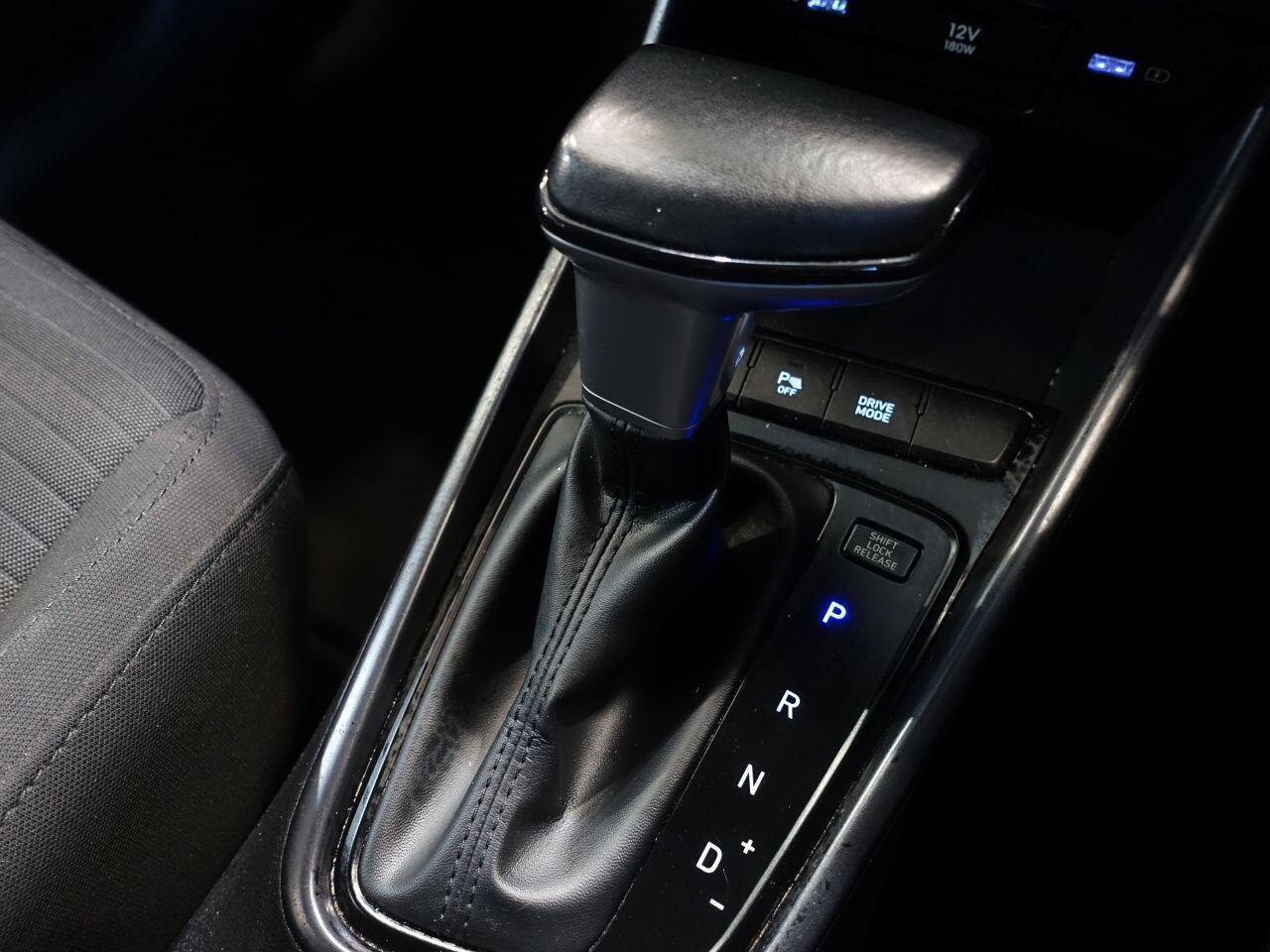 Hyundai i20 - Image 14