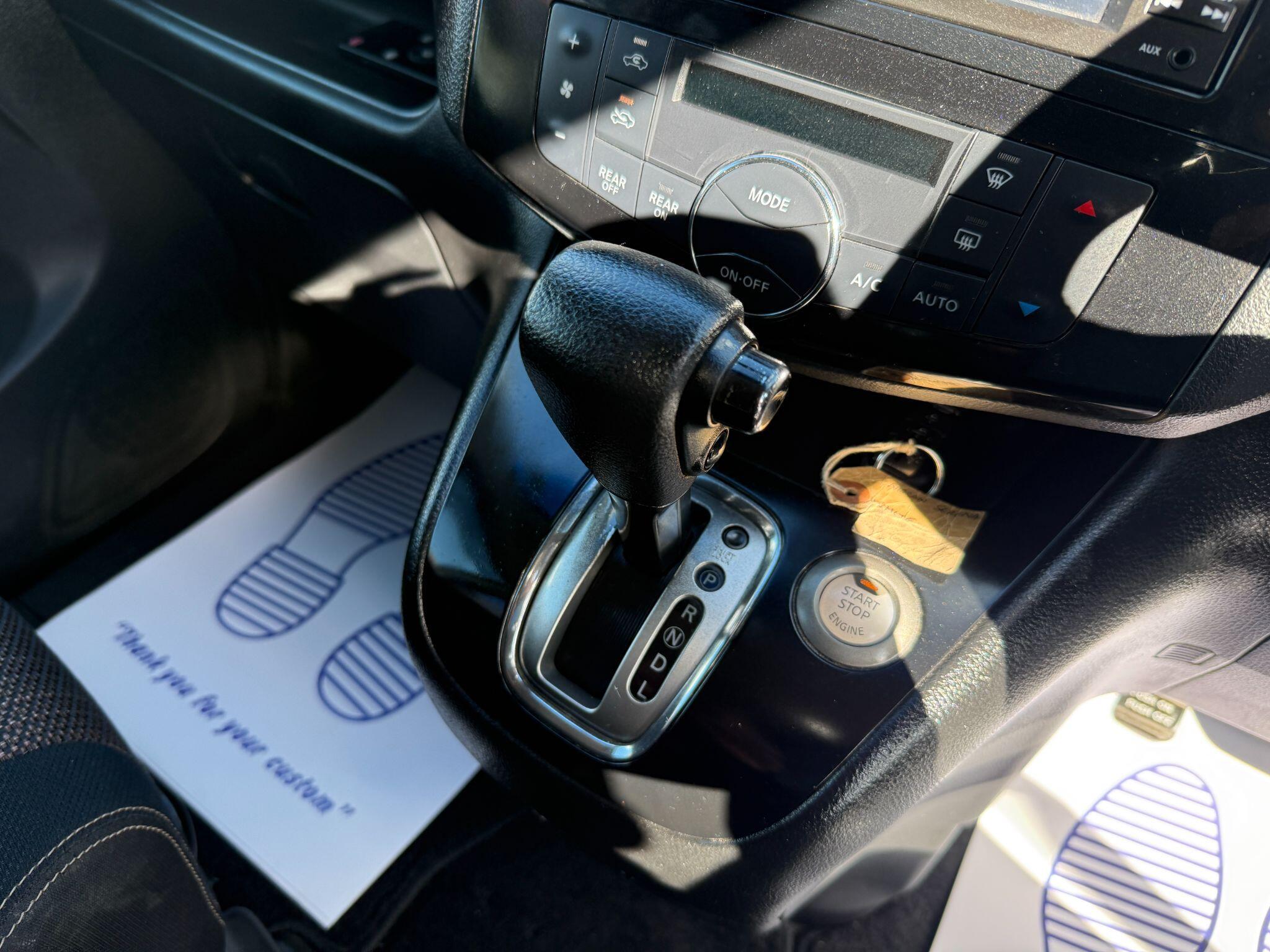 Nissan Serena - Image 57