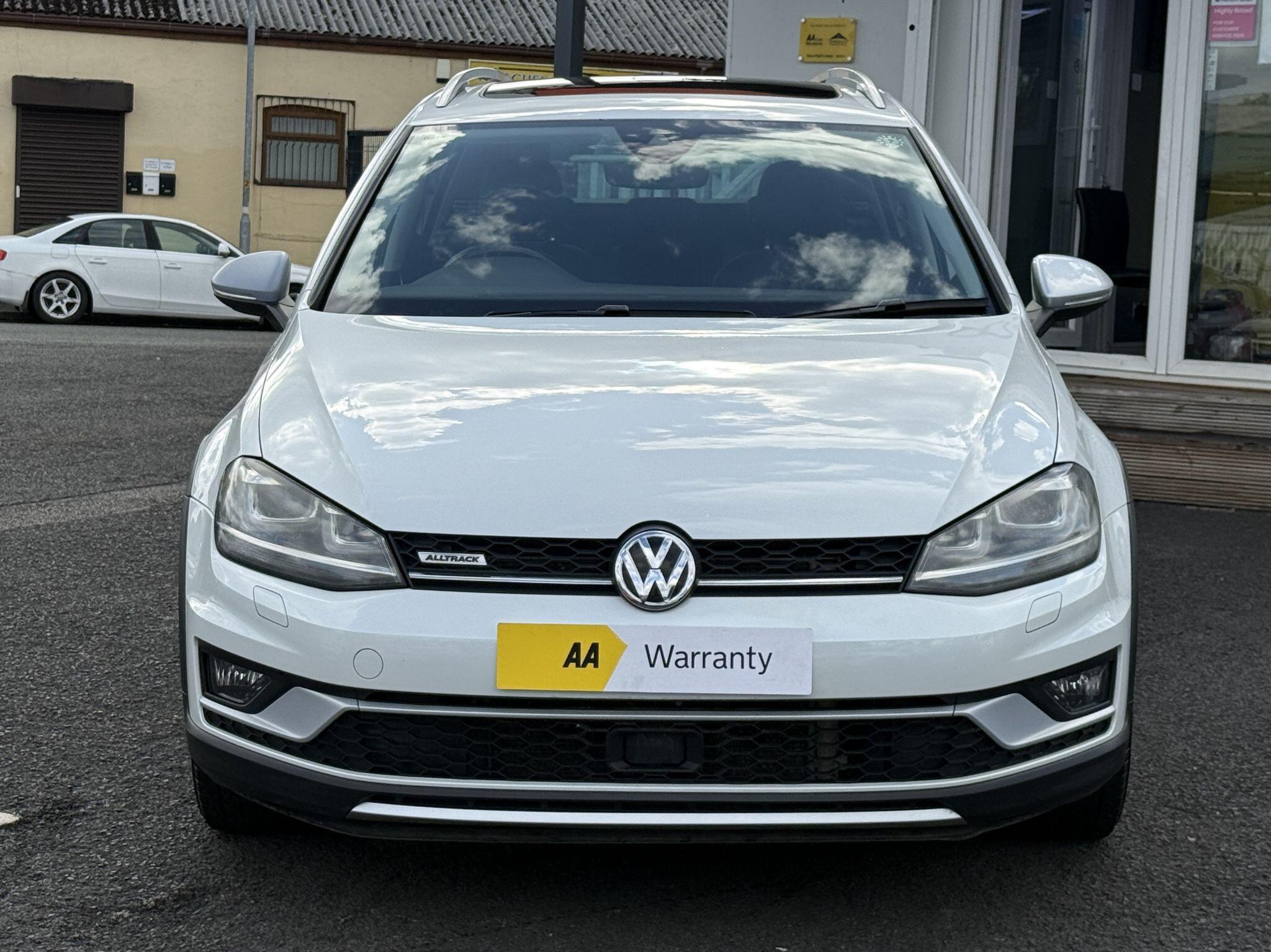 Volkswagen Golf - Image 8