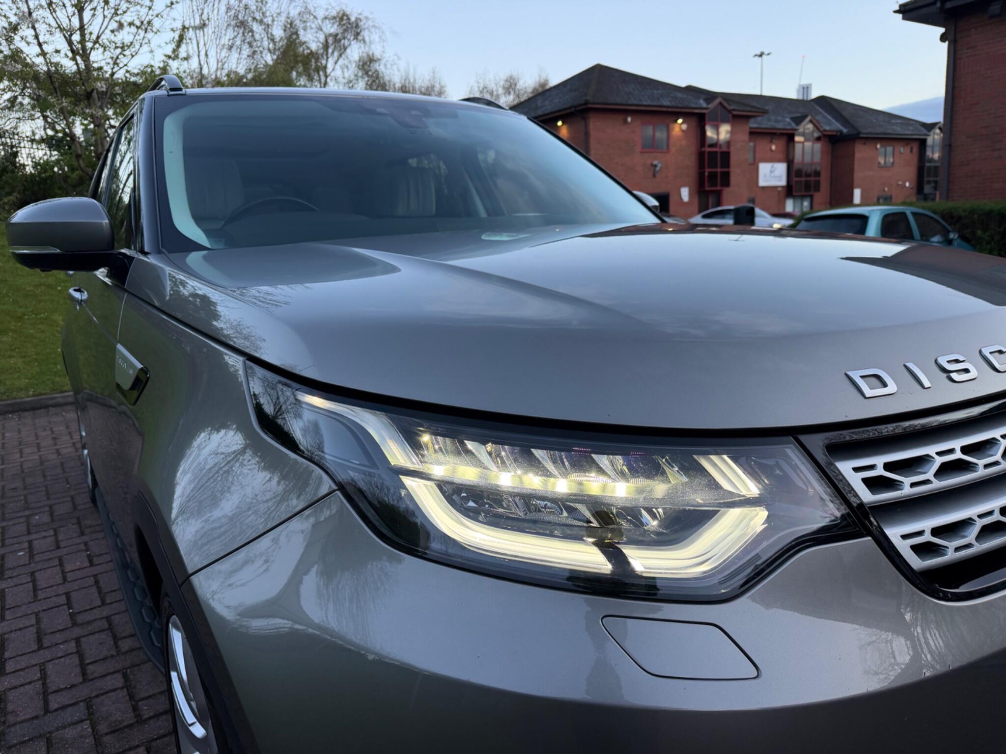 Land Rover Discovery - Image 48