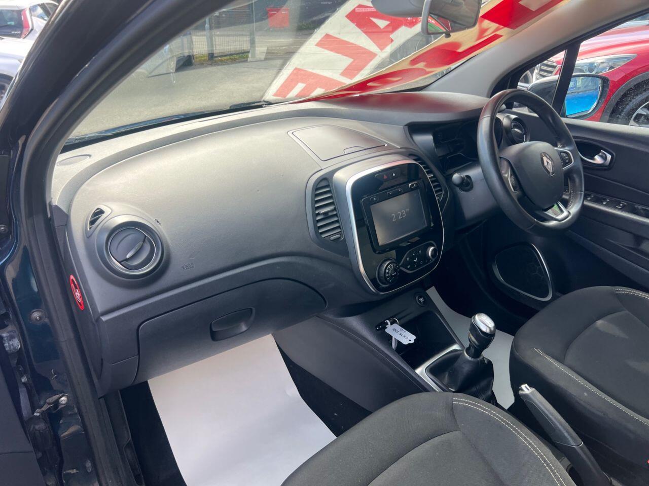 Renault Captur - Image 17