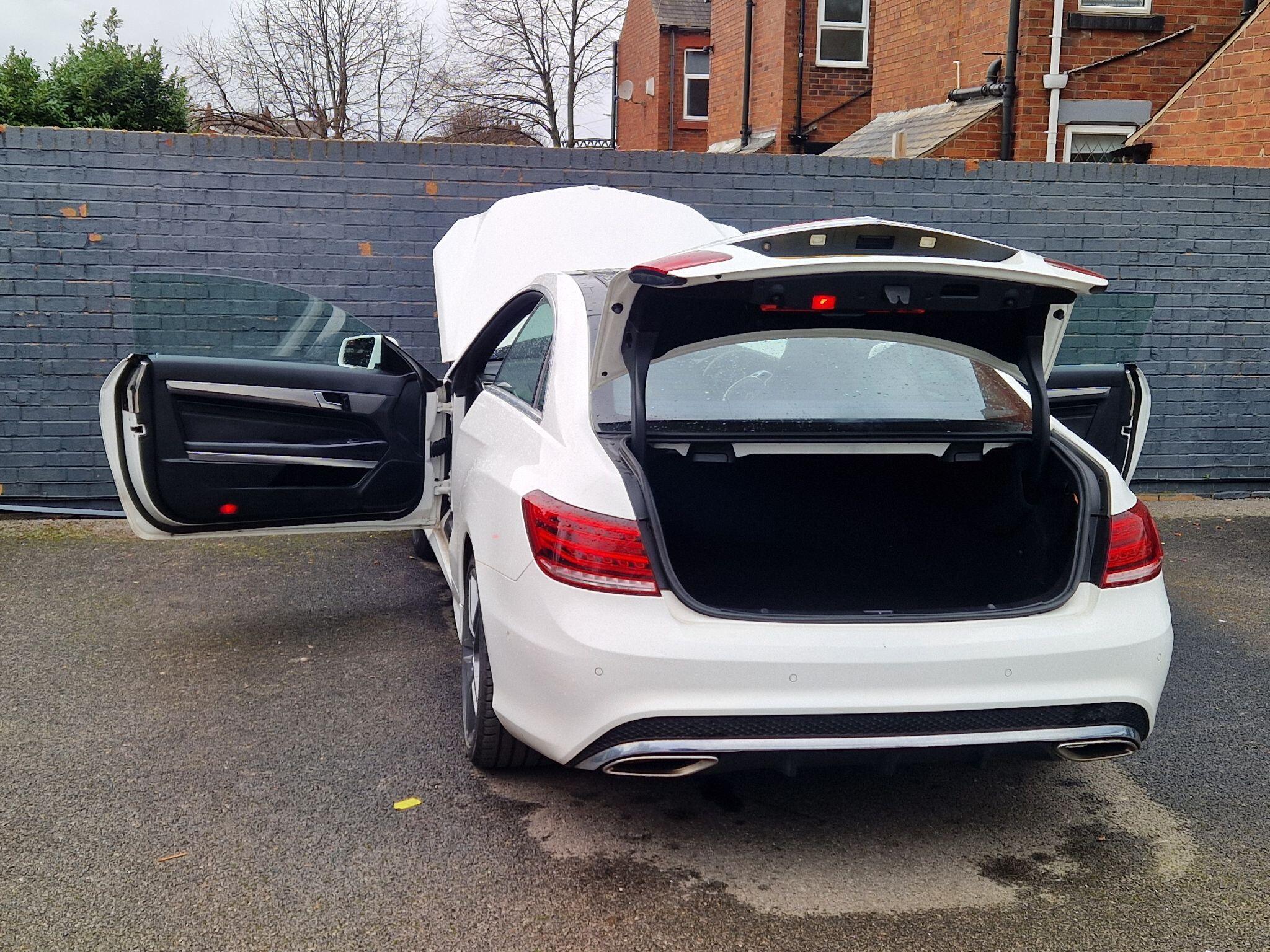 Mercedes E Class - Image 19