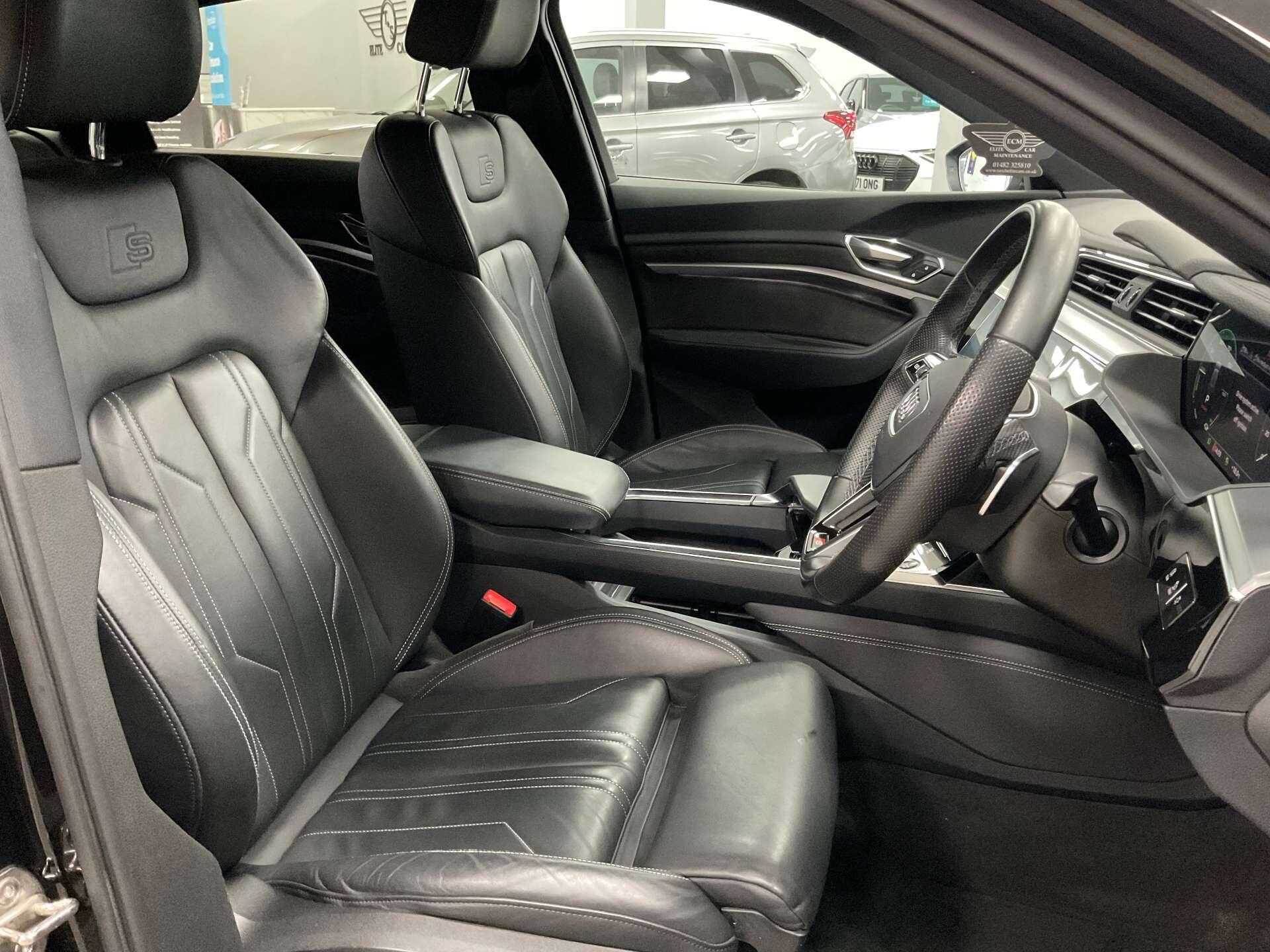 Audi E-Tron - Image 11