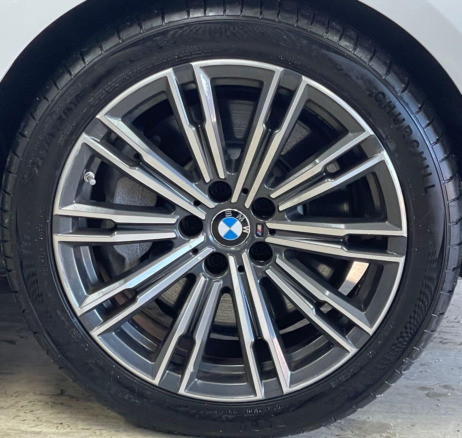 BMW 3 Series - Image 17