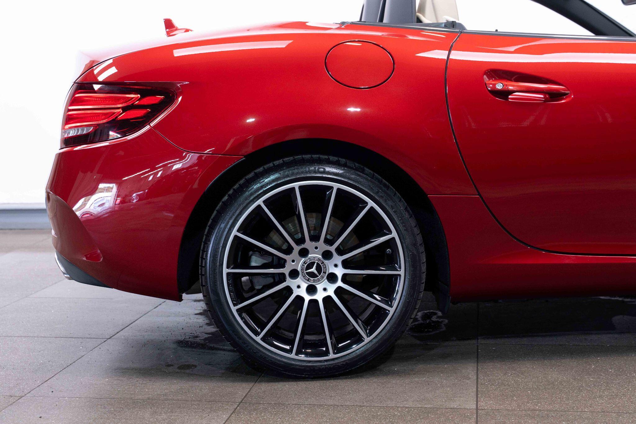 Mercedes SLC - Image 20