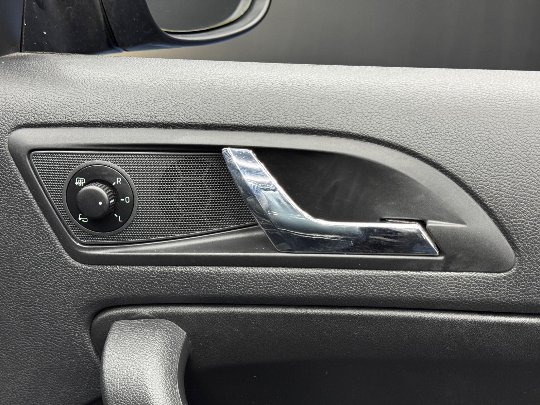 Skoda Yeti - Image 35