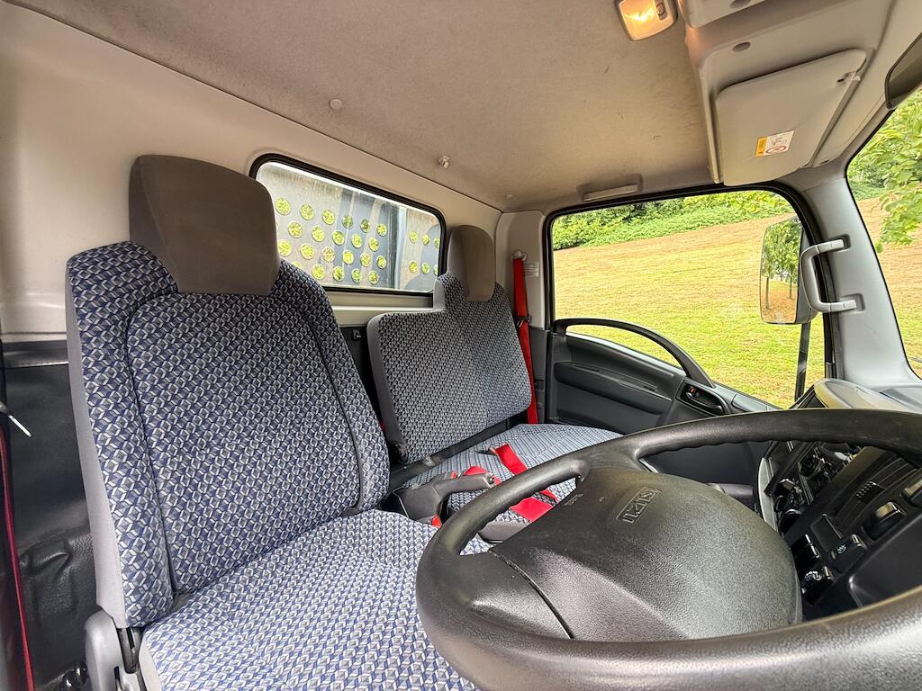 Isuzu Grafter - Image 15