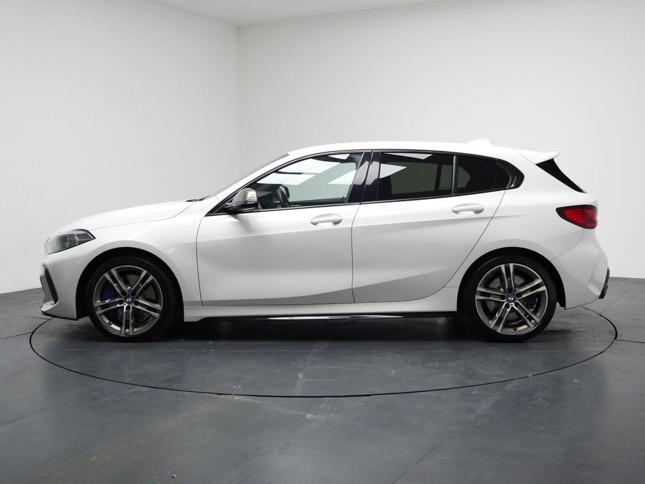 BMW 1 Series - Image 8