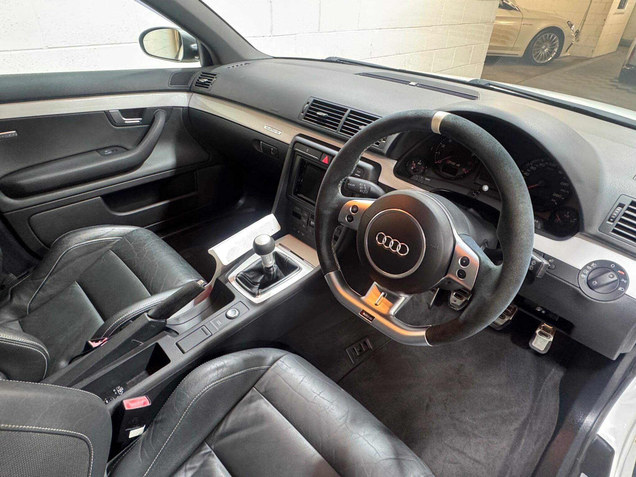 Audi Rs4 Avant - Image 9