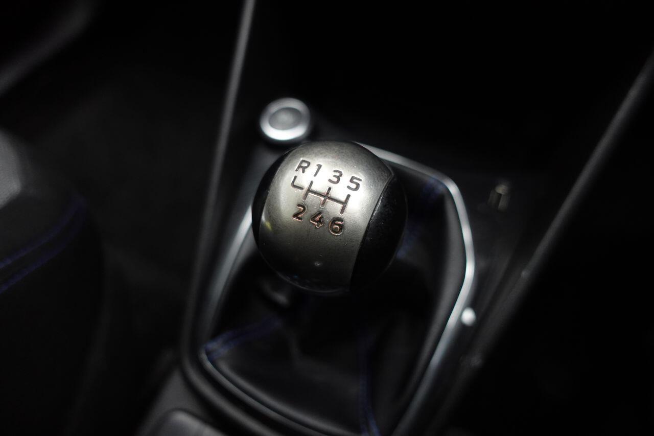 Ford Fiesta - Image 38