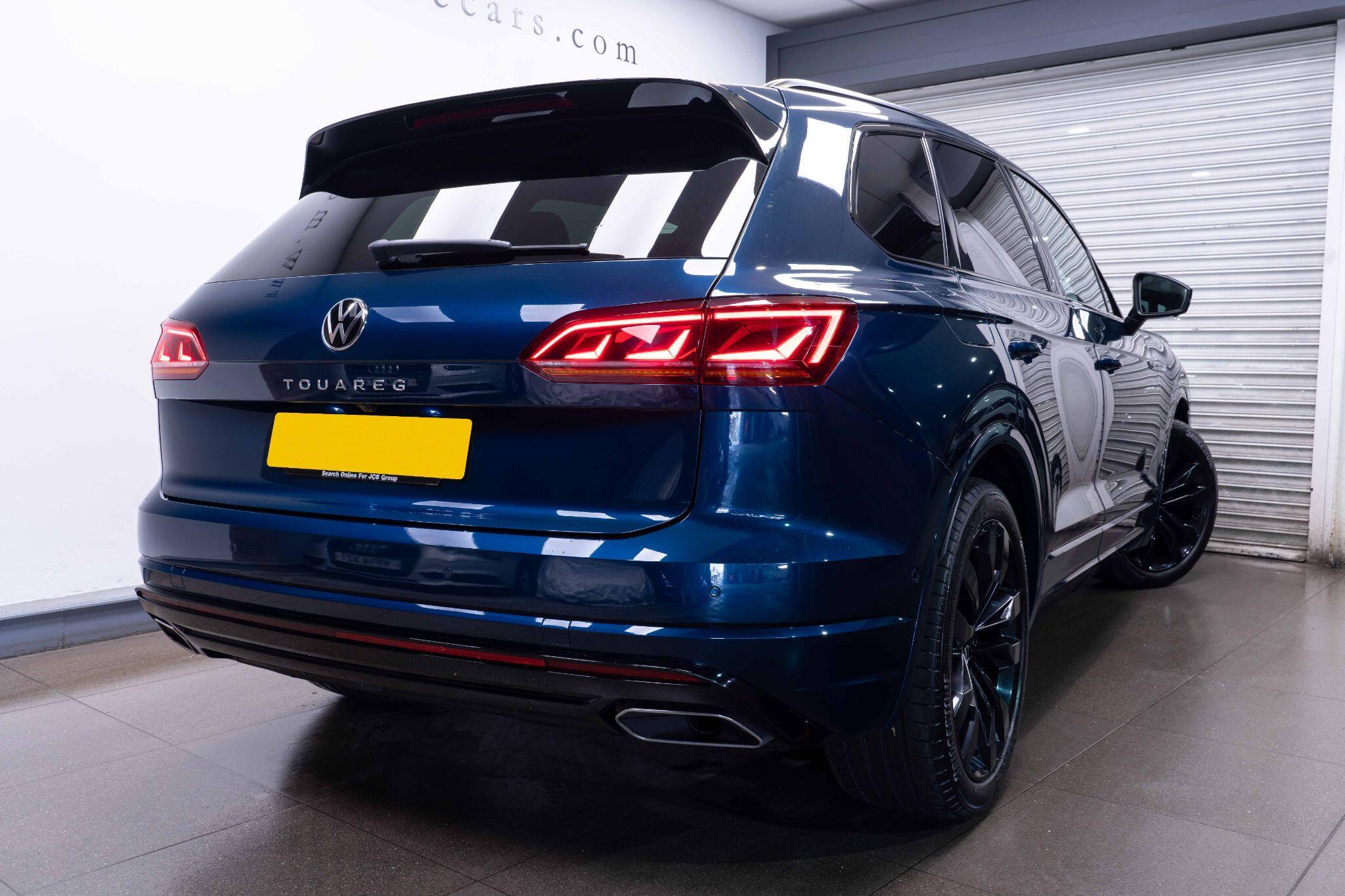 Volkswagen Touareg - Image 4