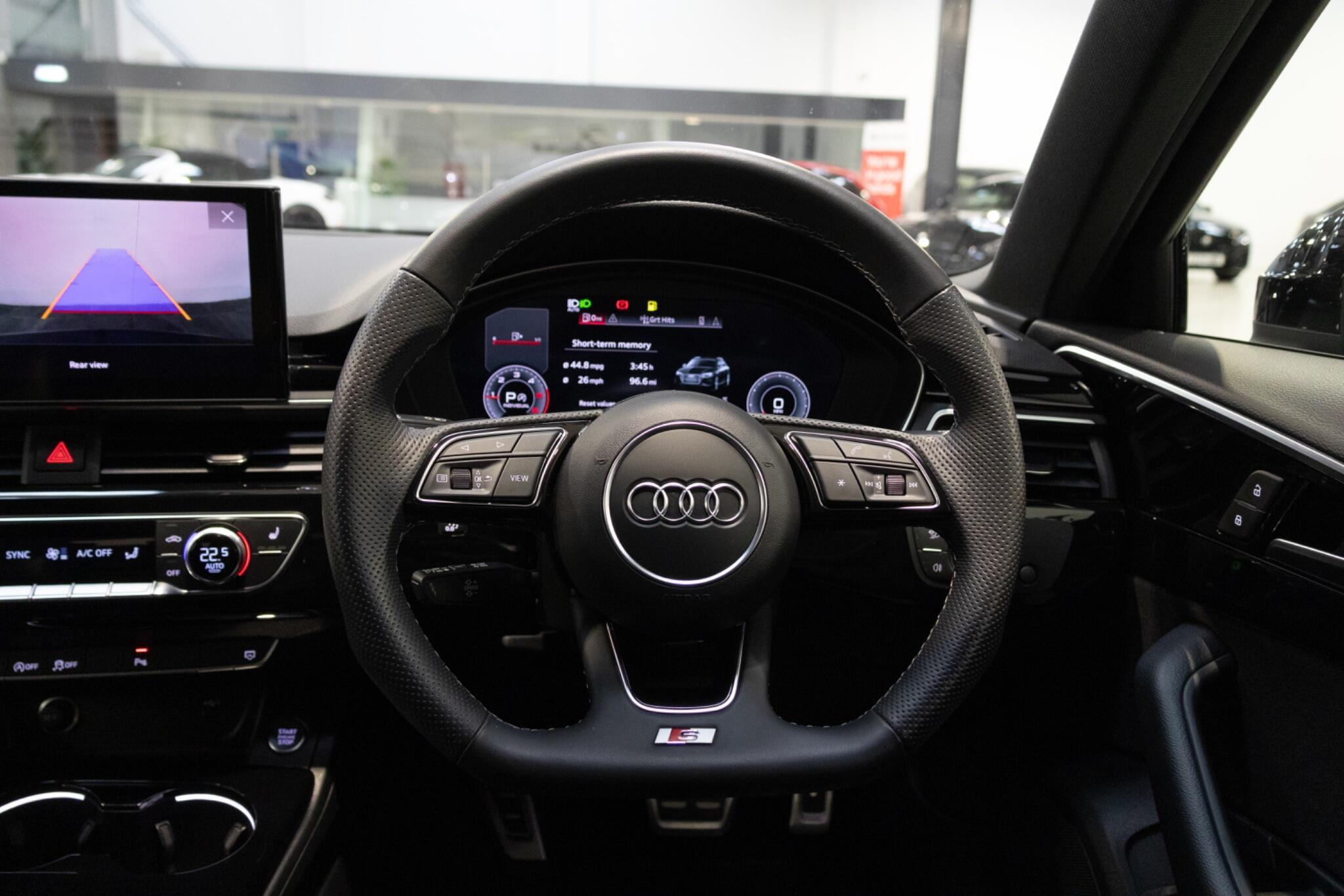 Audi A4 Avant - Image 15