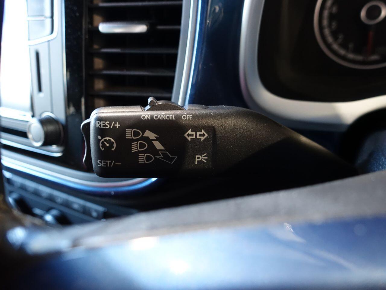 Volkswagen Beetle - Image 24