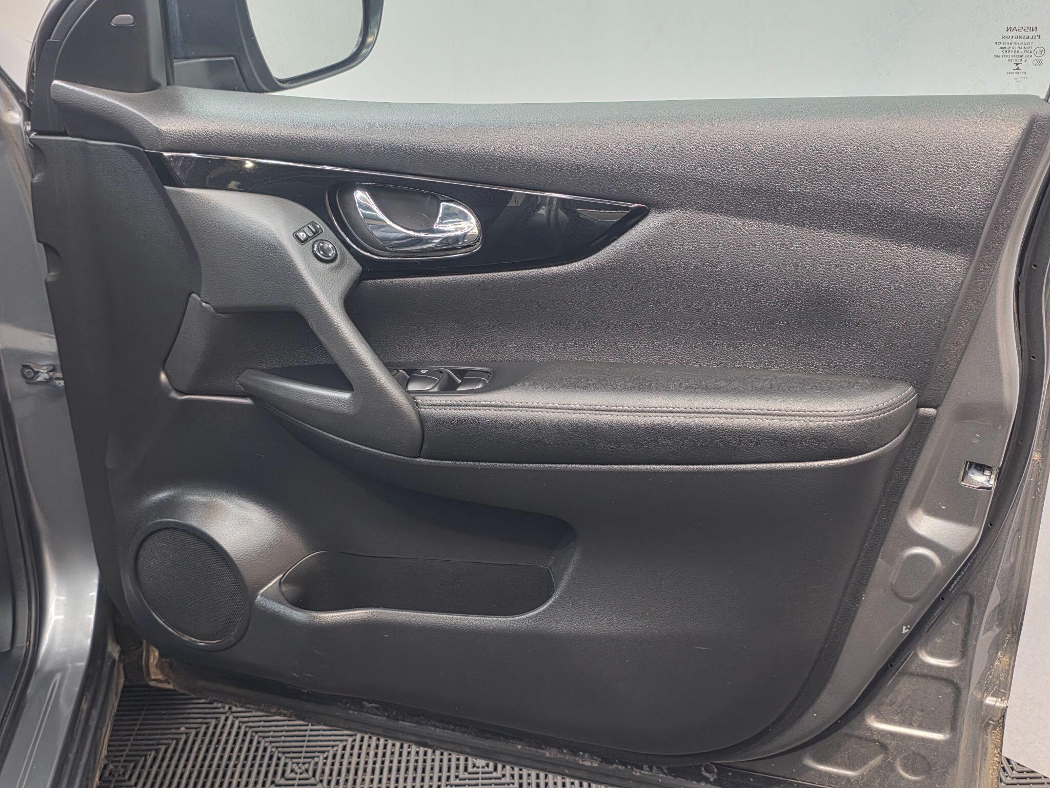 Nissan Qashqai - Image 35