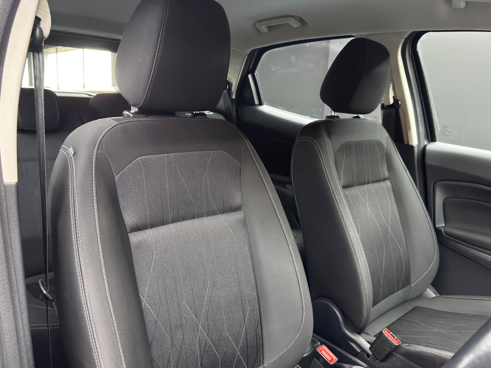 Ford Ecosport - Image 12