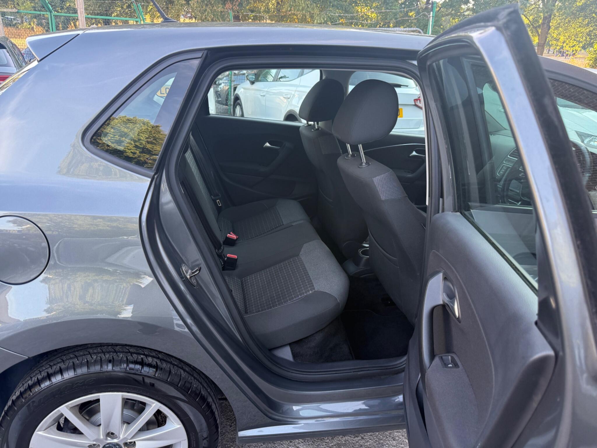 Volkswagen Polo - Image 20