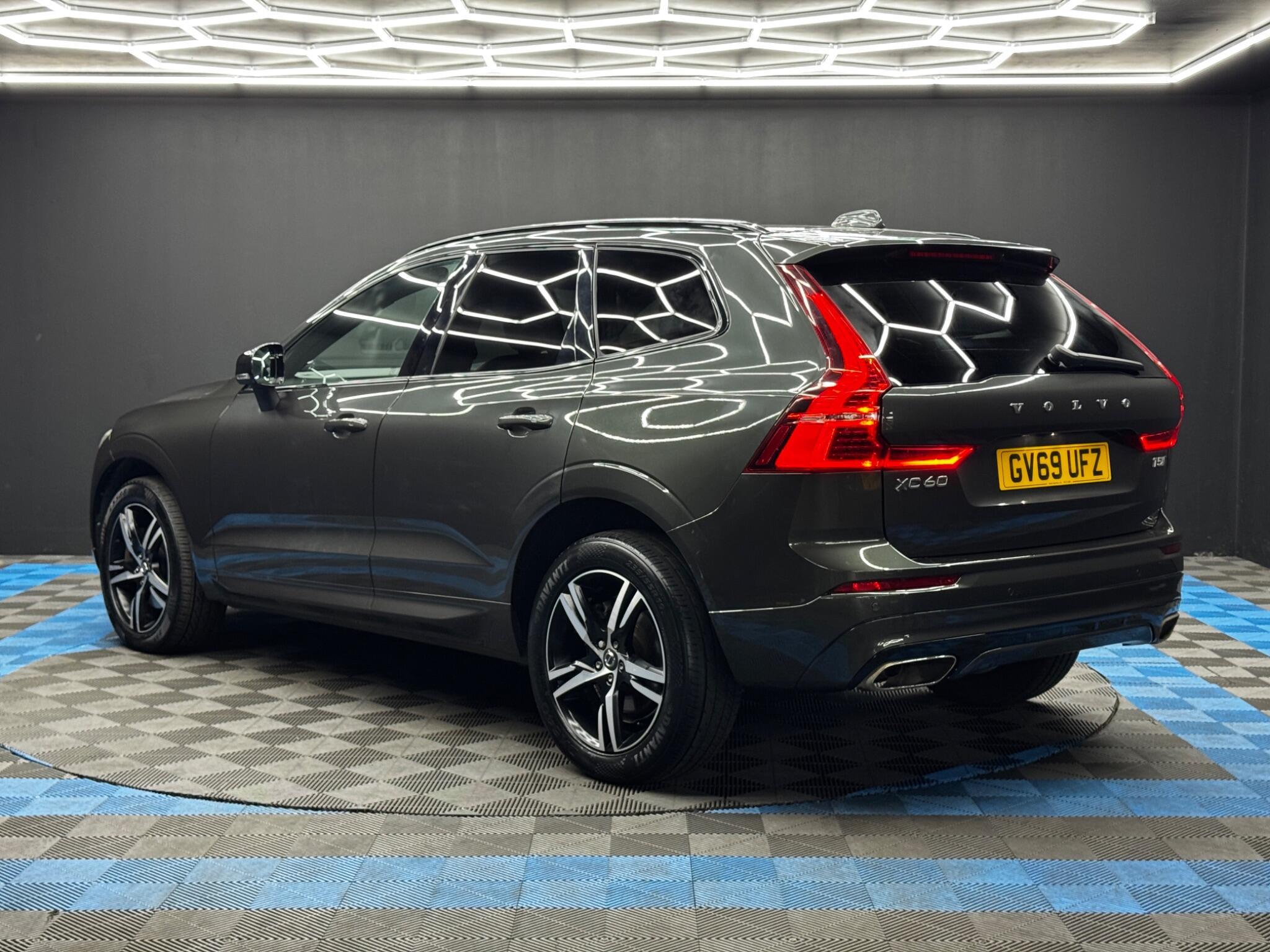 Volvo XC60 - Image 7