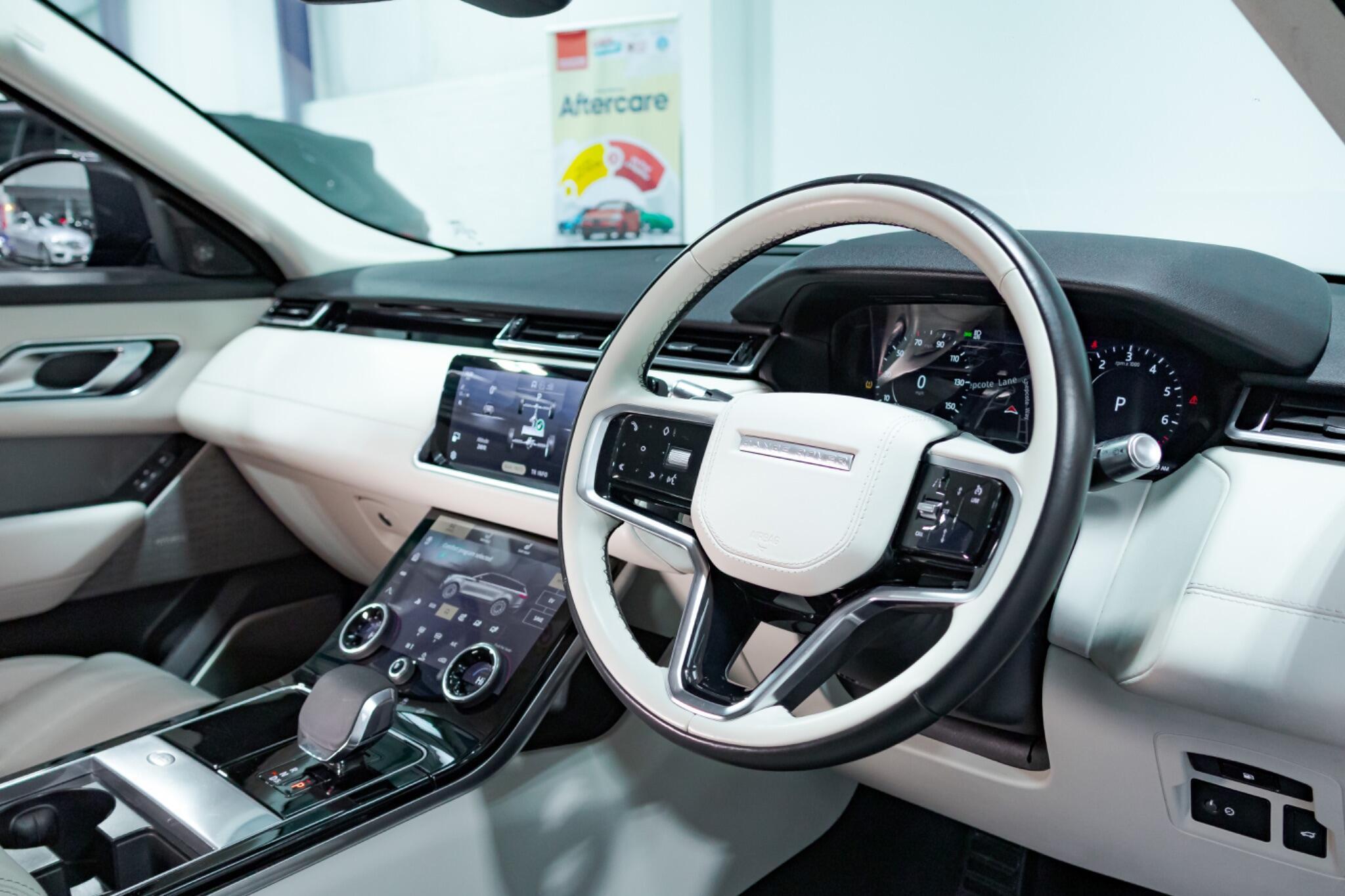 Land Rover Range Rover Velar - Image 20