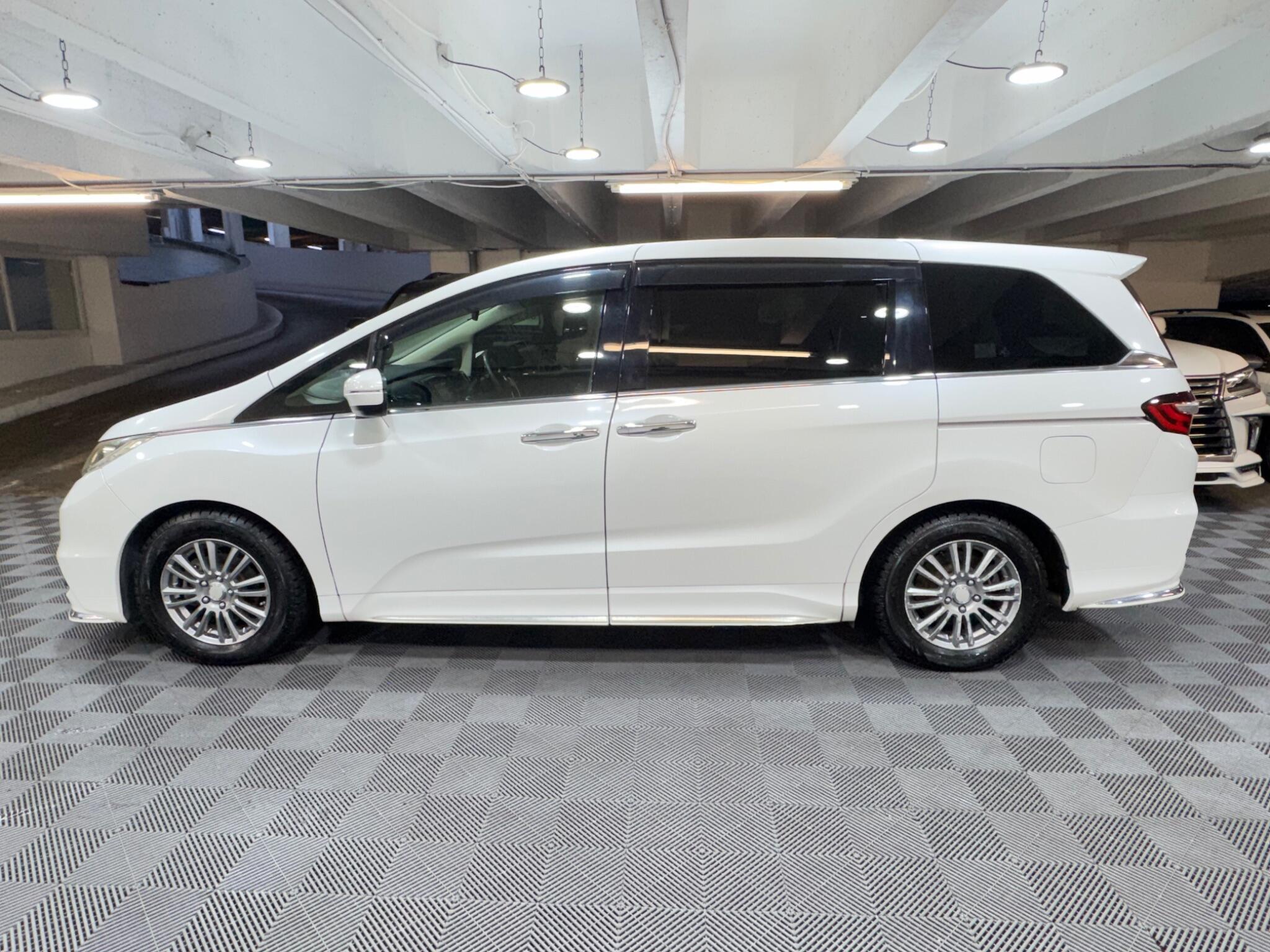 Honda Odyssey - Image 2