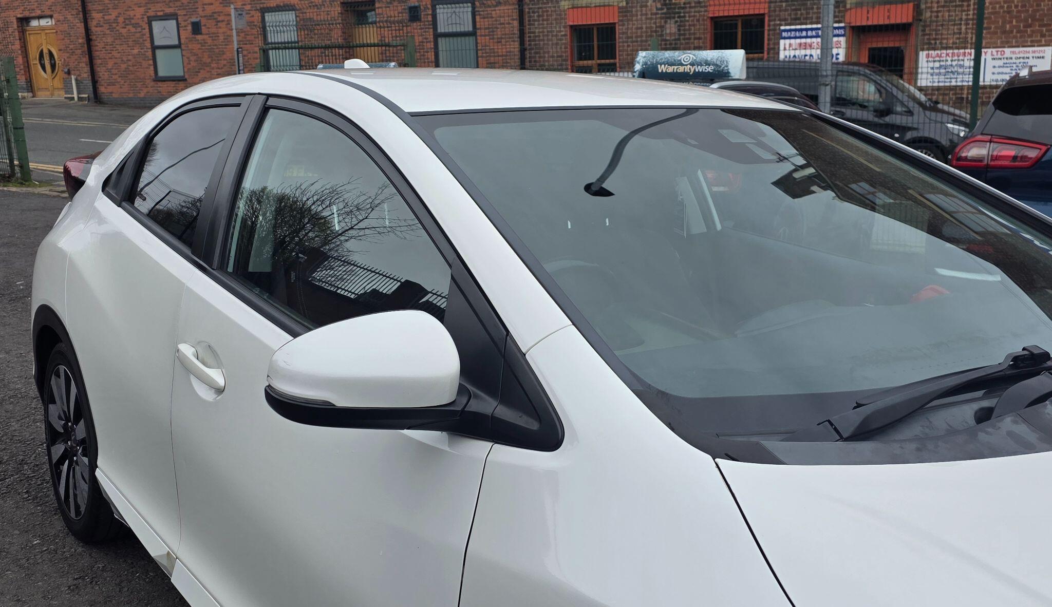 Honda Civic - Image 11