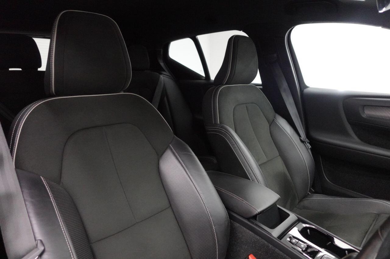 Volvo XC40 - Image 2