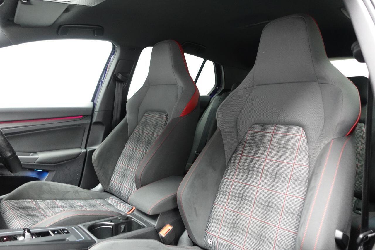 Volkswagen Golf - Image 18