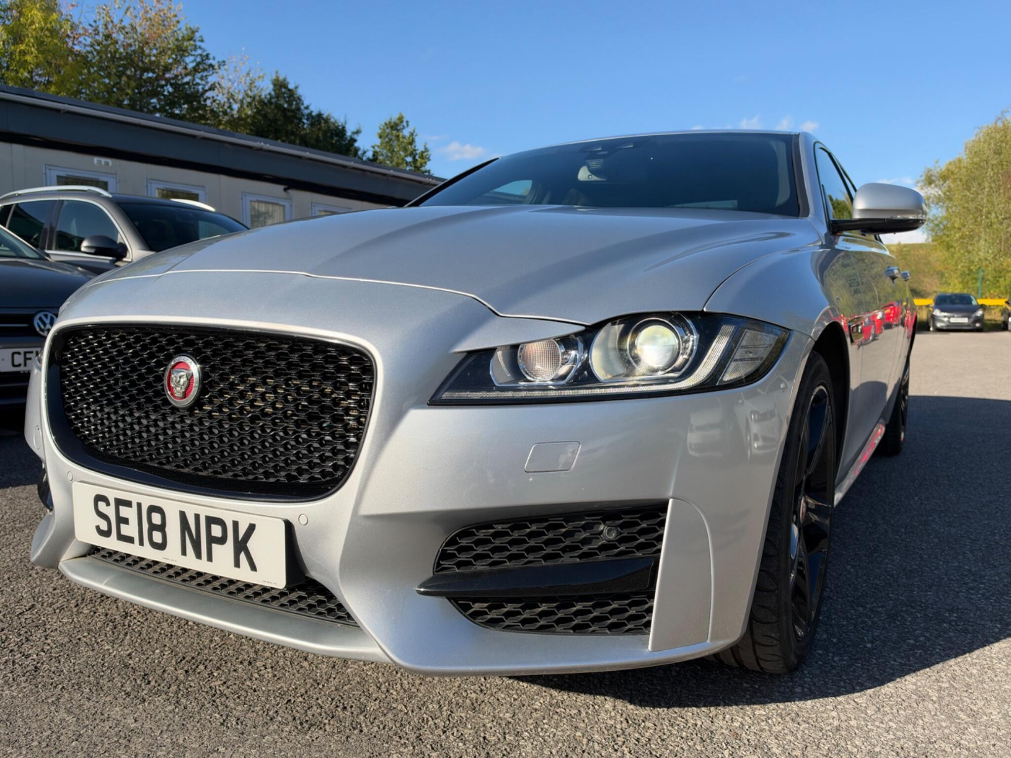 Jaguar XF - Image 7