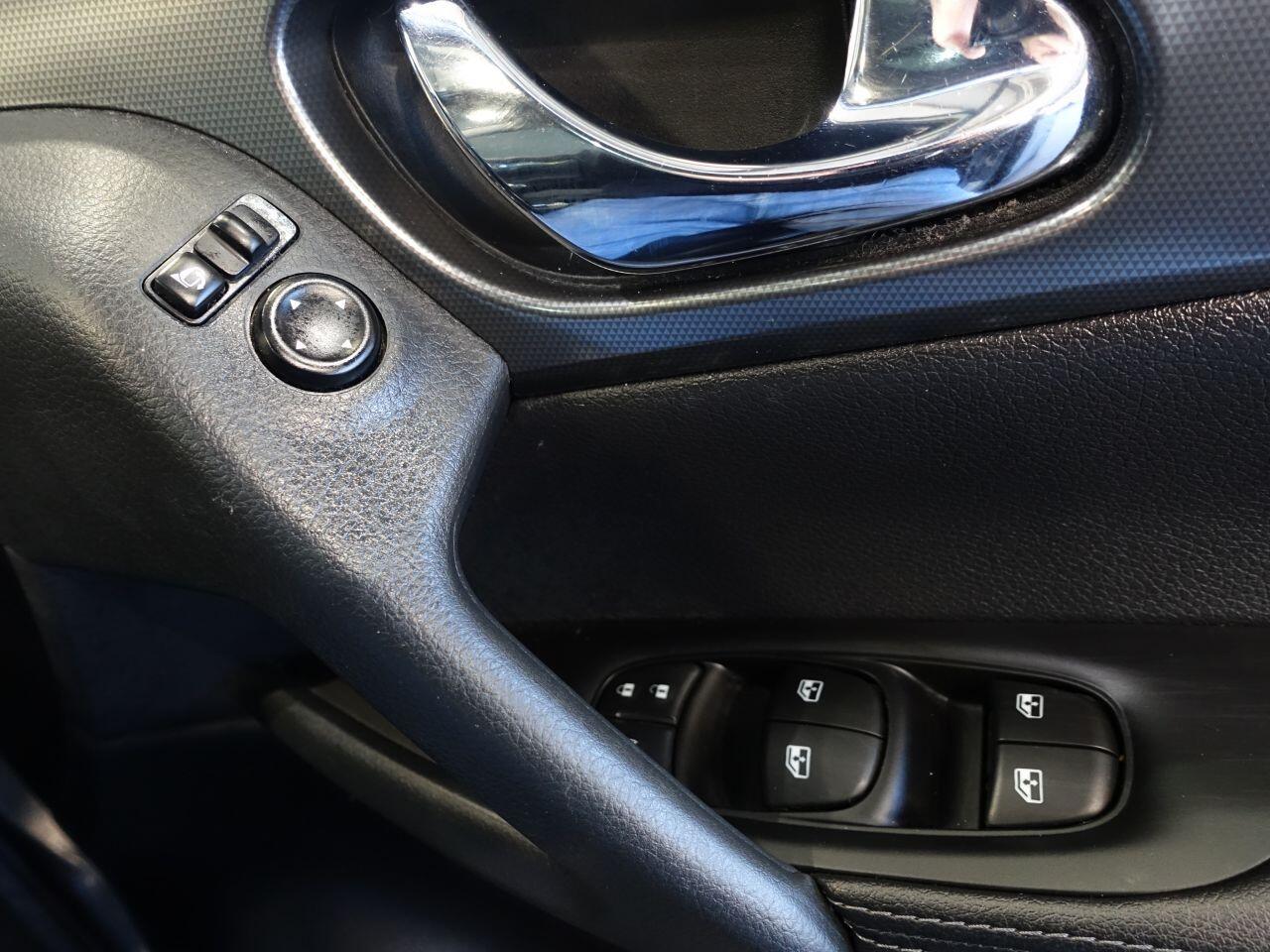 Nissan Qashqai - Image 19