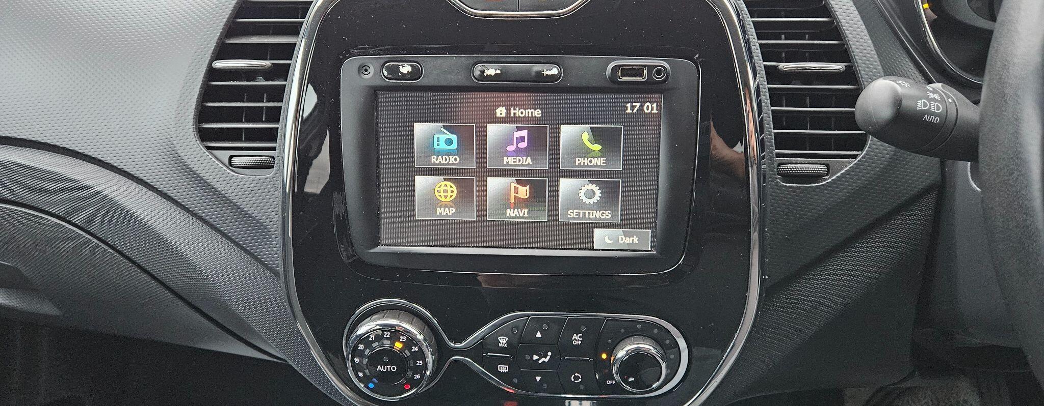 Renault Captur - Image 24