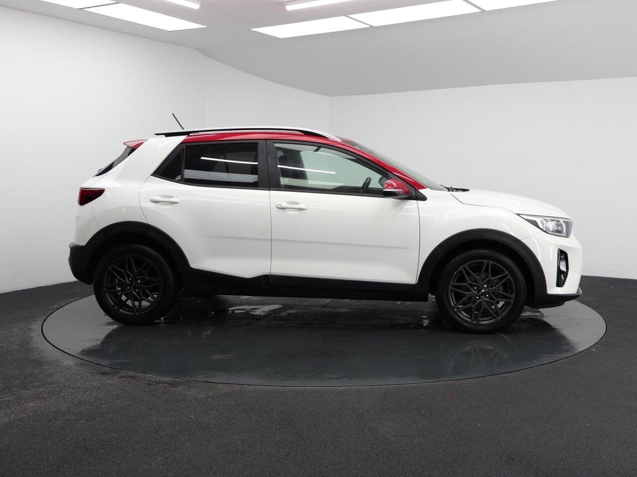 Kia Stonic - Image 14