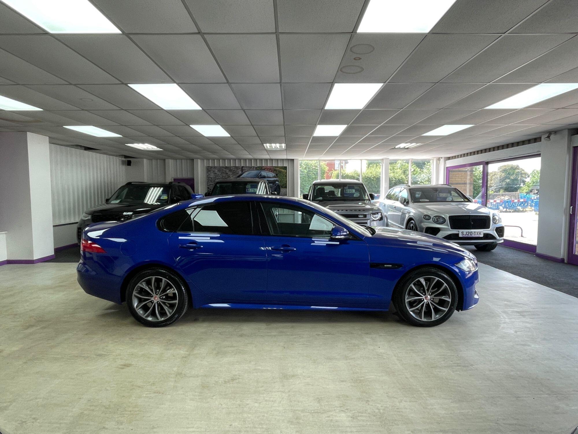 Jaguar XF - Image 12