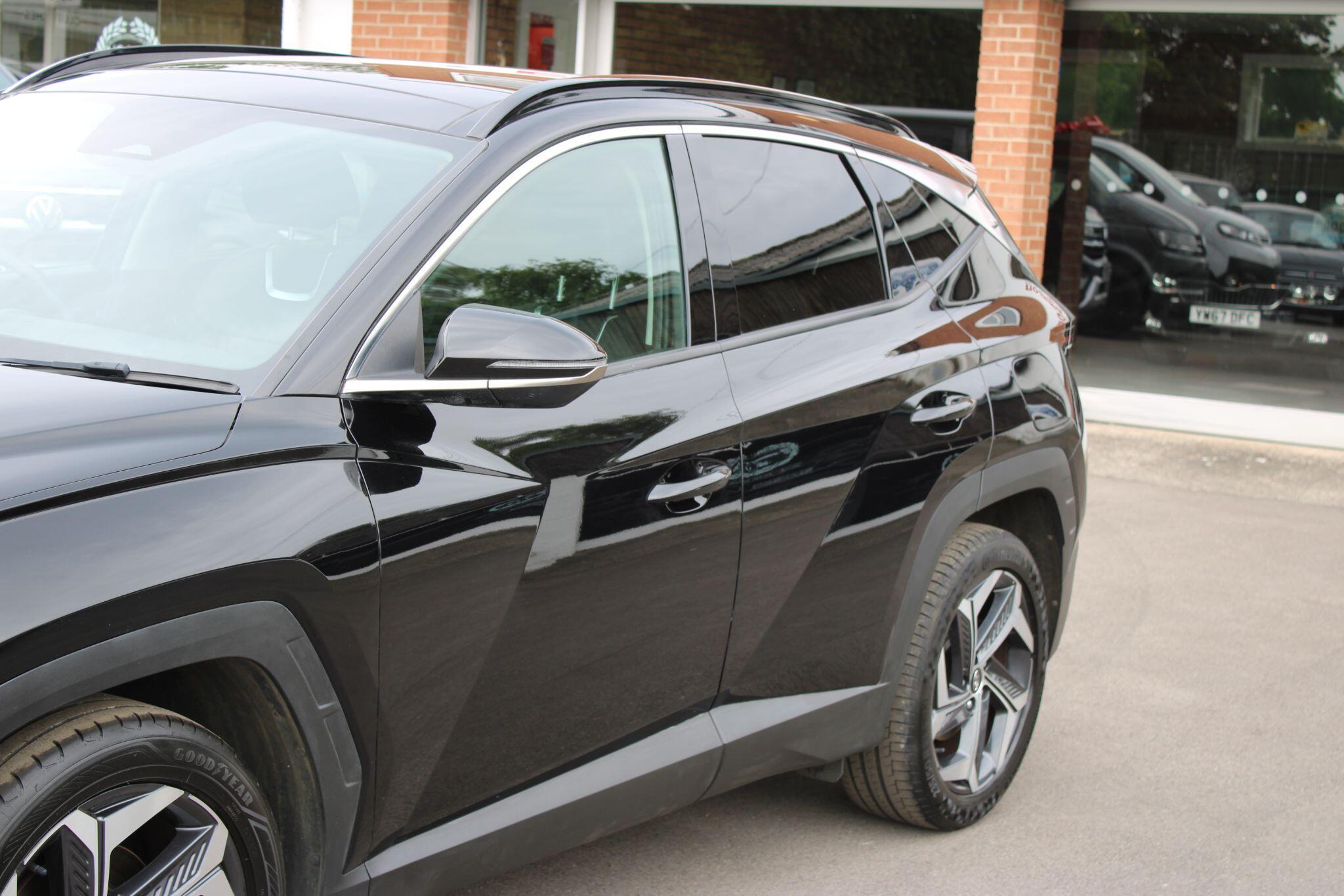 Hyundai Tucson - Image 13