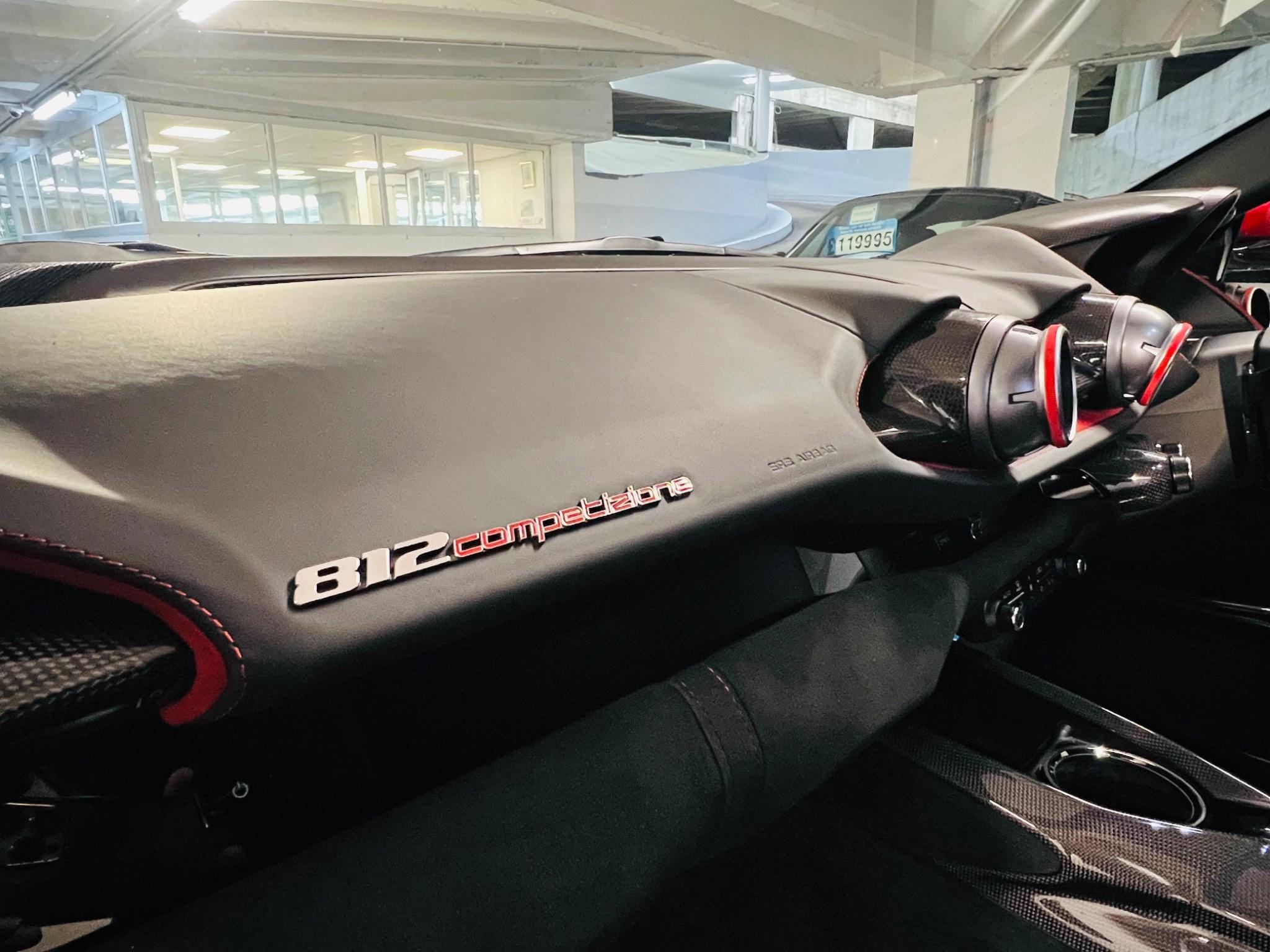 Ferrari 812 Competizione - Image 14