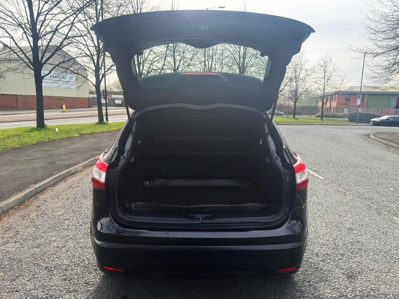 Nissan Qashqai - Image 13