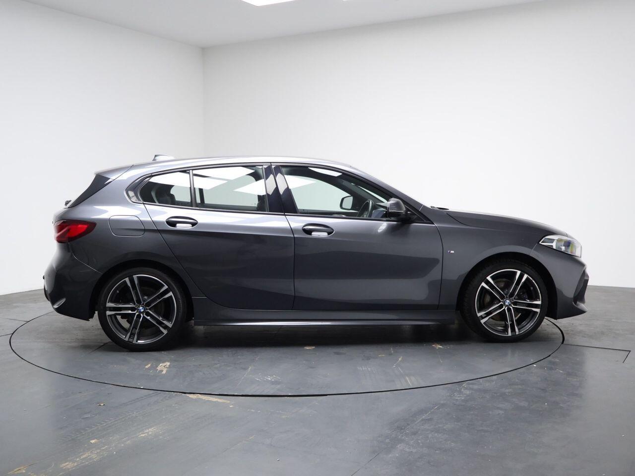 BMW 1 Series - Image 14