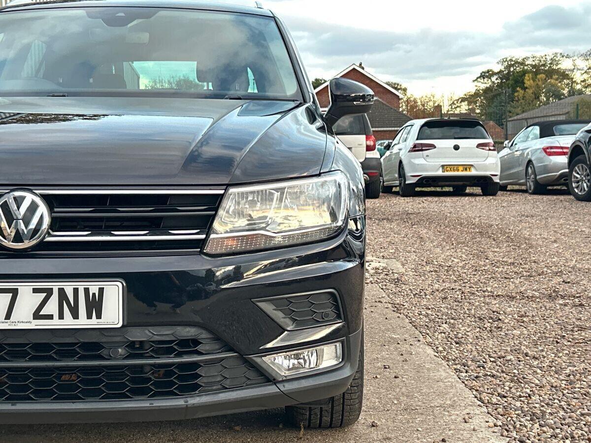 Volkswagen Tiguan - Image 13