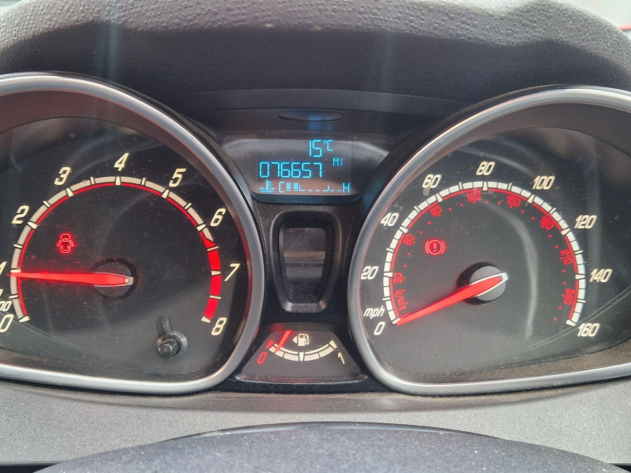 Ford Fiesta - Image 12